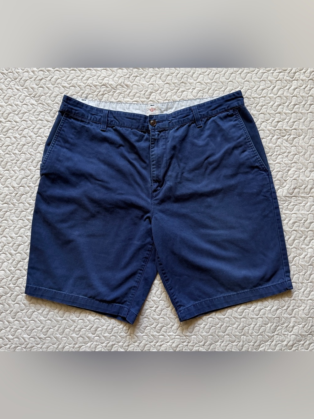 Dockers Men’s Navy Blue Chino Shorts Size 38 100% Cotton Classic Casual